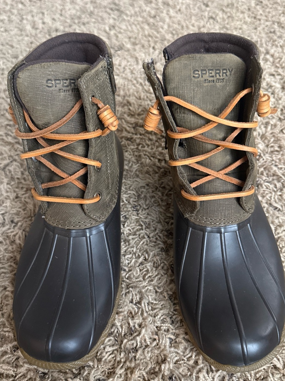 Sperry Olive Canvas and Brown Rubber Duck Boots W9